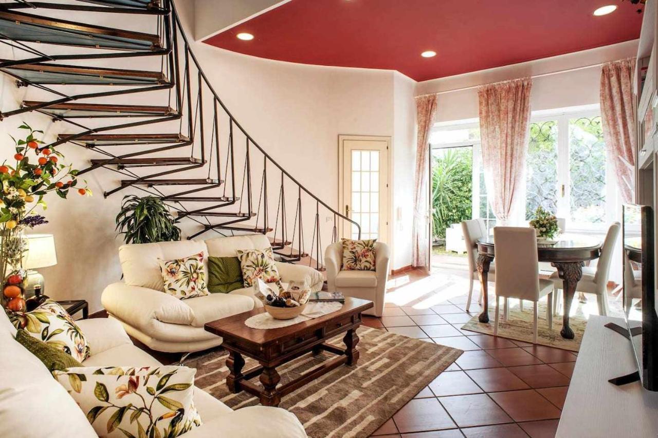 Elegante Villa Lu Centro Citta Con Parcheggio Κάλιαρι Εξωτερικό φωτογραφία