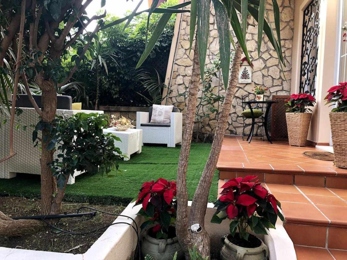 Elegante Villa Lu Centro Citta Con Parcheggio Κάλιαρι Εξωτερικό φωτογραφία