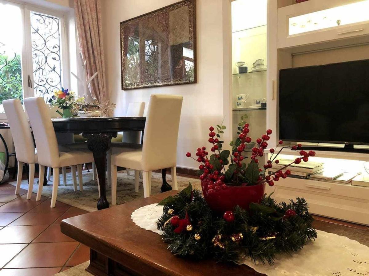 Elegante Villa Lu Centro Citta Con Parcheggio Κάλιαρι Εξωτερικό φωτογραφία
