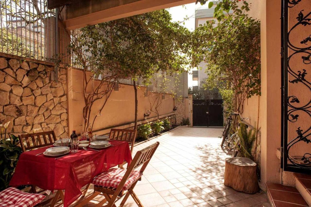 Elegante Villa Lu Centro Citta Con Parcheggio Κάλιαρι Εξωτερικό φωτογραφία